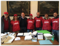 Volontari dell'Avis con il sindaco Sottani