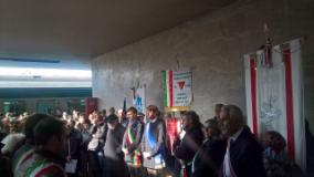 Un momento della cerimonia del ricordo al binario 16 della stazione di Santa Maria Novella