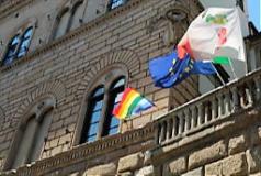 La bandiera arcobaleno su Palazzo Medici Riccardi (Foto di Antonello Serino - Ufficio Stampa, Redazione di Met)