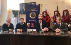 Corteo della Repubblica fiorentina, presentati i nuovi abiti donati dal Rotary Club Lorenzo il Magnifico