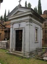 È on line l’avviso d’asta per l’assegnazione in concessione d’uso di 4 cappelle nel cimitero delle Porte Sante