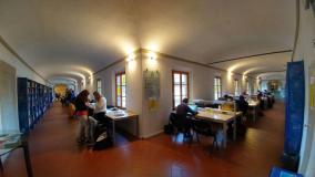 La biblioteca Comunale Fucini (foto da comunicato)