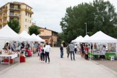 Empoli. Consueto appuntamento col “Mercatale” in Via Bisarnella tra sapori e odori toscani
