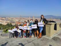 Flash mob delle artigiane fiorentine al piazzale Michelangelo