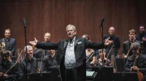 Il  maestro John Eliot Gardiner torna sul podio del Maggio per un concerto ‘fuori programma’ che verrà registrato martedì 9 marzo 2021 e successivamente trasmesso in streaming