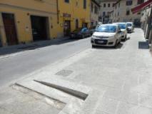Bagno a Ripoli - Grassina, terminati i lavori ai marciapiedi: a fine agosto il nuovo asfalto