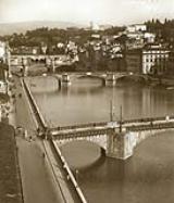 La città si specchia: dove l’Arno incontra Firenze