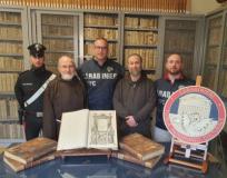 I Carabinieri Tutela Patrimonio Culturale hanno restituito alla Provincia Toscana dei Frati Minori Cappuccini di Firenze la “Opera Omnia di San Tommaso d’Aquino”