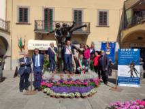 Vitality, le sculture di Sauro Cavallini, simboli di pace diffusa, rafforzano il legame culturale tra i territori del Chianti