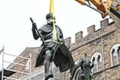 Firenze. Piazza Signoria, Cosimo I torna a cavallo. Completati i lavori di restauro dell’opera del Giambologna