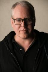 Bret Easton Ellis_credit Casey Nelson