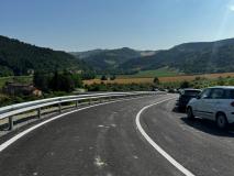 Inaugurazione strada tra Lutirano (in Toscana) e Tredozio (FC), crollata nel maggio 2023 a causa del maltempo (fonte foto Regione Emilia Romagna)