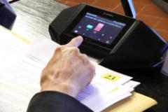 Un momento della votazione (foto Antonello Serino - Met Ufficio Stampa)