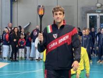 Filippo Megli porta la fiaccola