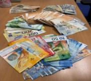 Materiale sequestrato (fonte foto da comunicato stampa)