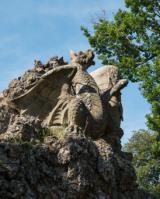 Di Giovan Battista Foggini, alle spalle del Gigante, il curioso drago in pietra, capace di emettere fumo dalle narici - Foto Città Metropolitana