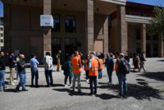 Un momento dell'evacuazione (foto da comunicato UniFi)