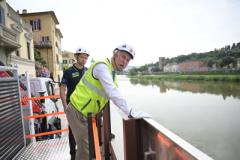 Il presidente Giani durante le prove operative (fonte foto comunicato stampa)