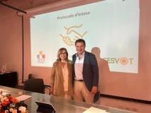 Susanna Cenni e Luigi Paccosi alla firma del protocollo (Fonte foto comunicato Cesto)