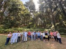 Gli over 65 che hanno praticato karate ad alta quota con il Maestro marco Diani (Fonte foto comunicato Comune di Greve in Chianti)