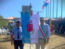 Il Comune di Montespertoli con il gonfalone civico accompagnato dal Sindaco Alessio Mugnaini ha partecipato alla cerimonia per l'82° anniversario dell'eccidio nazista di Sant'Anna di Stazzema (Fonte foto Comune di Montespertoli)