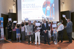 Nuotare in sicurezza