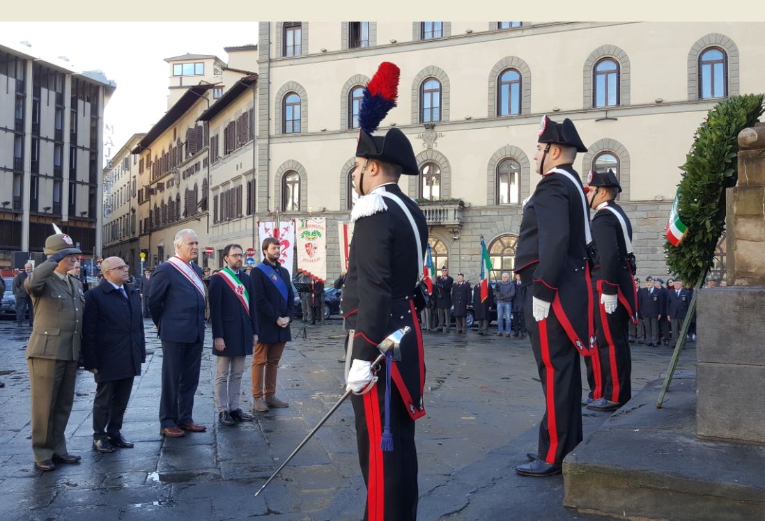 Cerimonia per la Giornata del ricordo dei Caduti militari e civili in Piazza dell'Unita' a Firenze