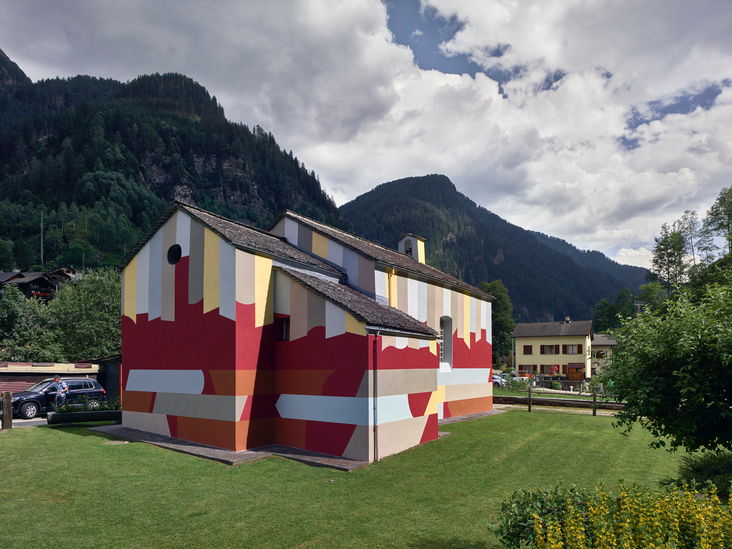 David Tremlett - Tre chiese a Rossa - Valle Calanca, Canton Grigioni, Svizzera (Fonte foto Comune di Prato)