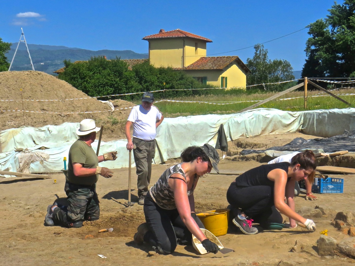 Giornata degli Etruschi, passeggiata allo scavo de La Rotta (fonte foto comune di FiglineIncisa) 