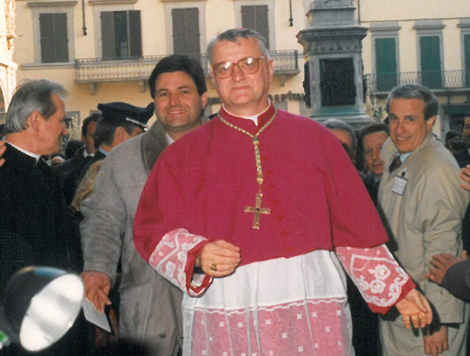 Massimo Carlesi (a sx) e Mons. Gastone Simoni