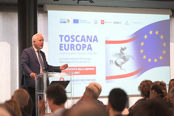 l presidente Giani interviene a "Toscana Europa" (Fonte foto Regione Toscana)