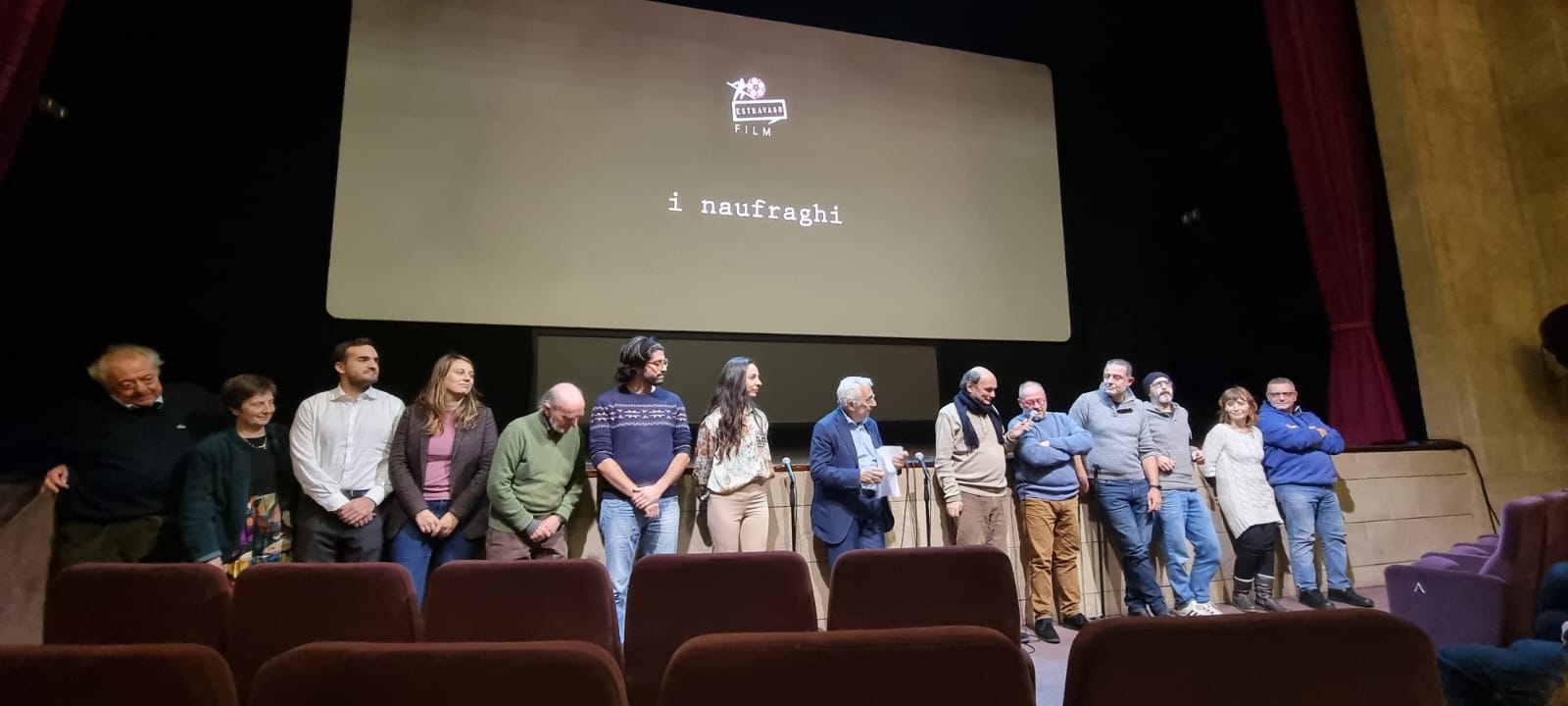La presentazione de 'I naufraghi'