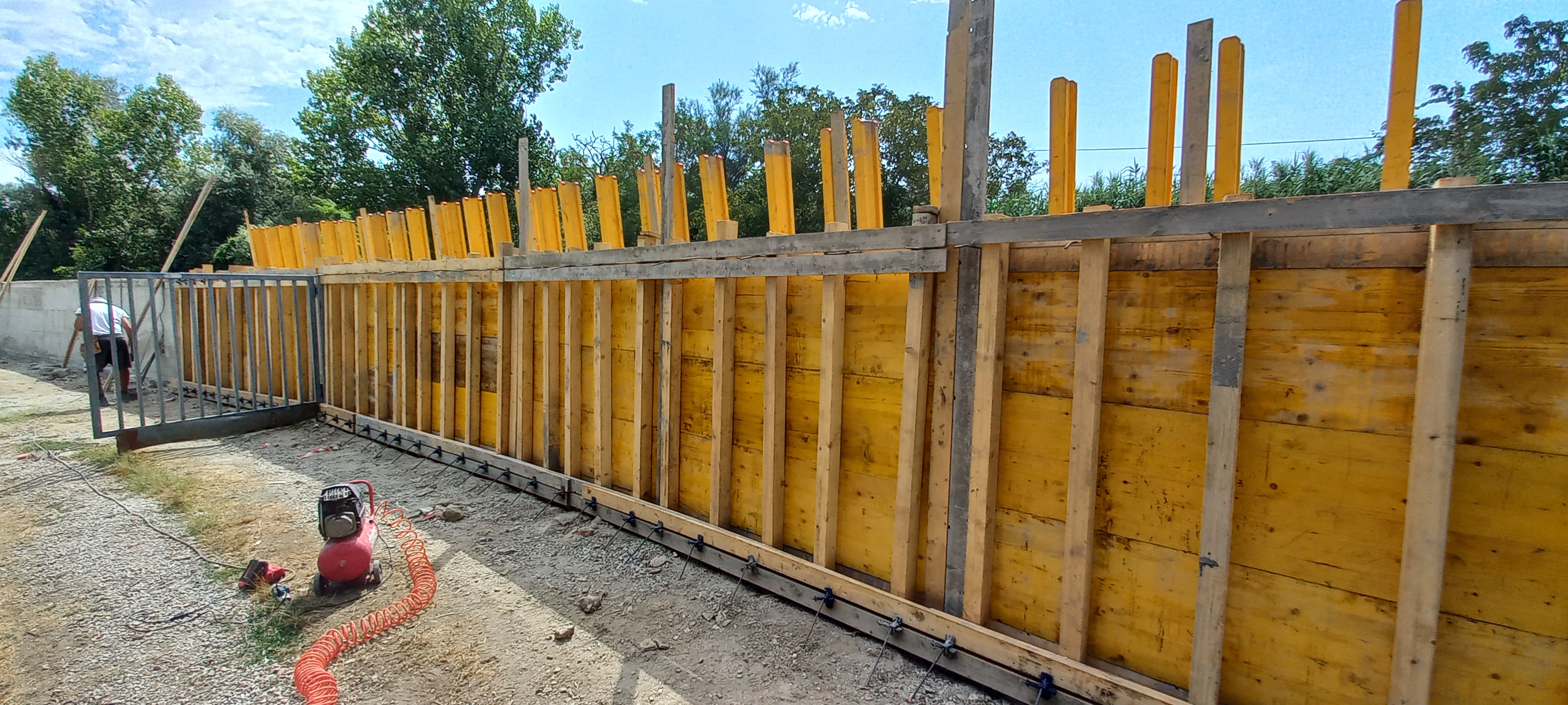 Ema a Cascine del Riccio muro di sponda - dopo (Fonte foto Consorzio di Bonifica Medio Valdarno)