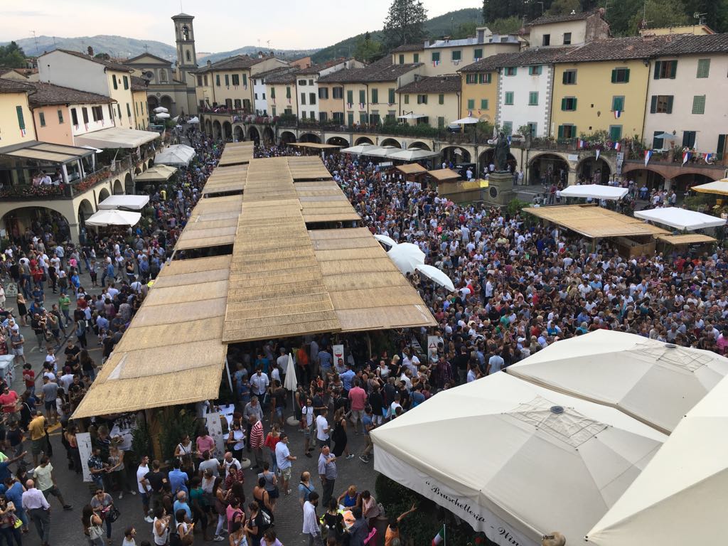 piazza Matteotti Expo - Greve in Chianti