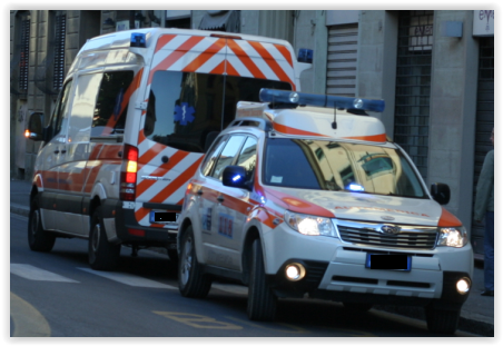 Ambulanza (foto archivio Antonello Serino - Met Ufficio Stampa)