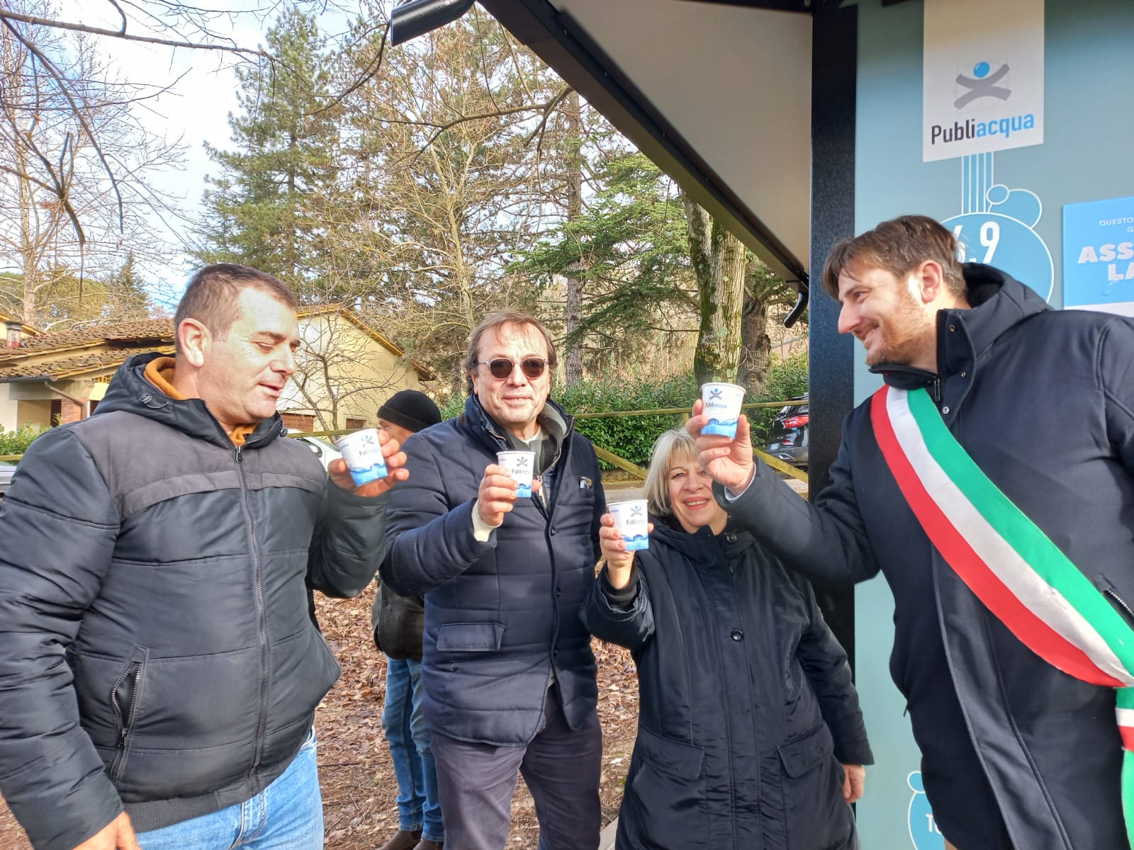 Un fontanello in regalo per la comunità di Bargino. Brindisi natalizio con l’acqua del sindaco (Fonte foto Comune di San Casciano)