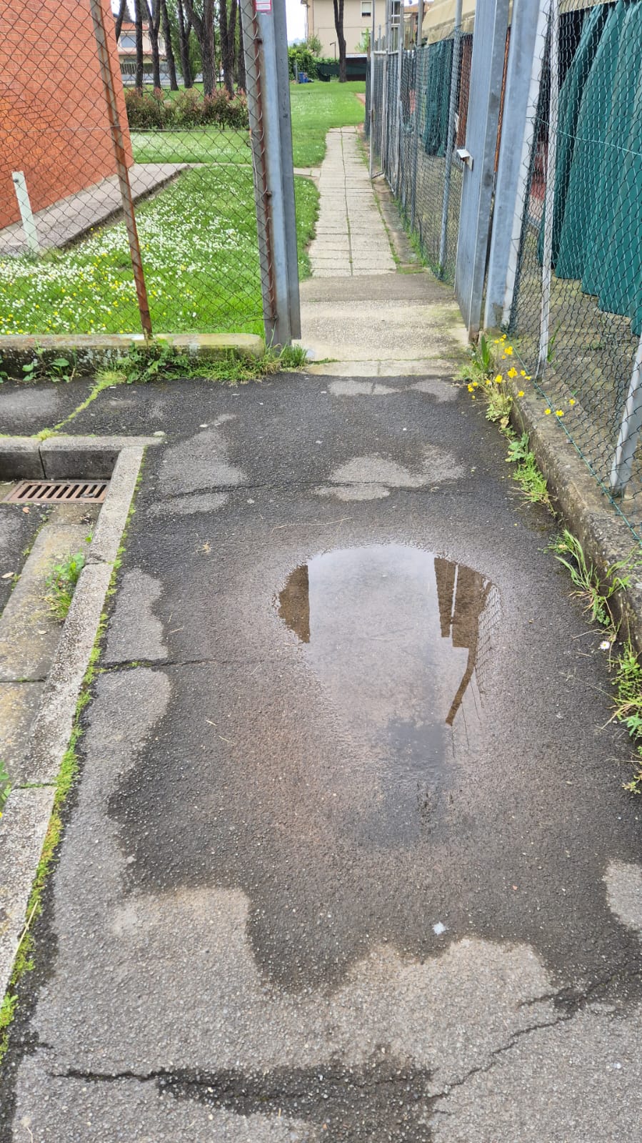 Accesso ai giardini pubblici di San Pierino (fonte foto comunicato stampa)