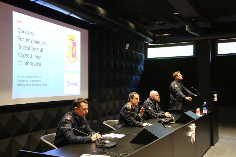 Corso della Polizia di Stato per prevenire fenomeni di violenza ai lavoratori del settore (Fonte foto Polizia di Stato)