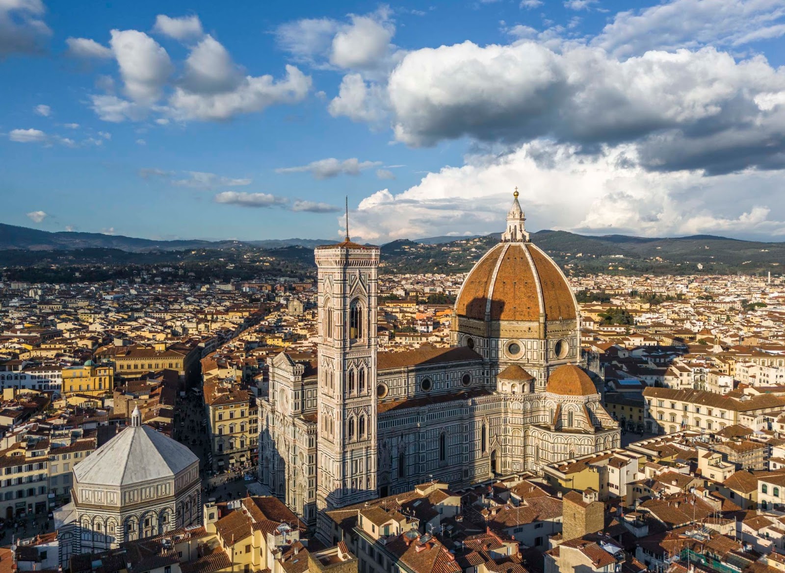 Il complesso monumentale della Cattedrale di Firenze  Courtesy Opera di Santa Maria del Fiore, foto di Fabio Muzzi (fonte foto comunicato stampa)