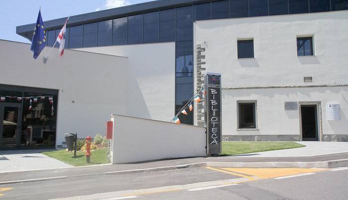 biblioteca di Reggello
