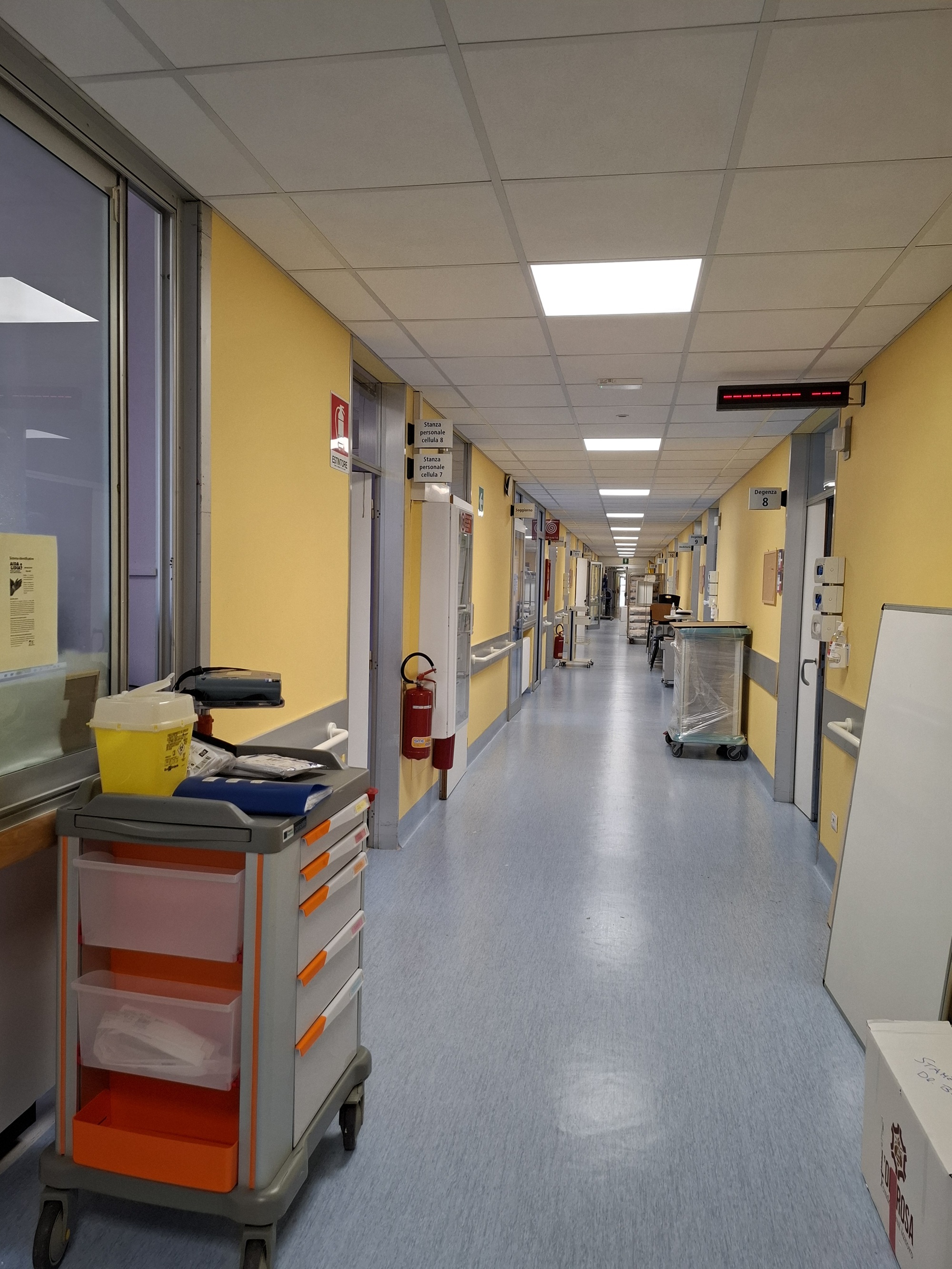 Controsoffitto nuovo nel corridoio (fonte foto comunicato stampa)