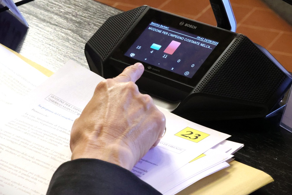 Un momento della votazione (foto Antonello Serino - Met Ufficio Stampa)