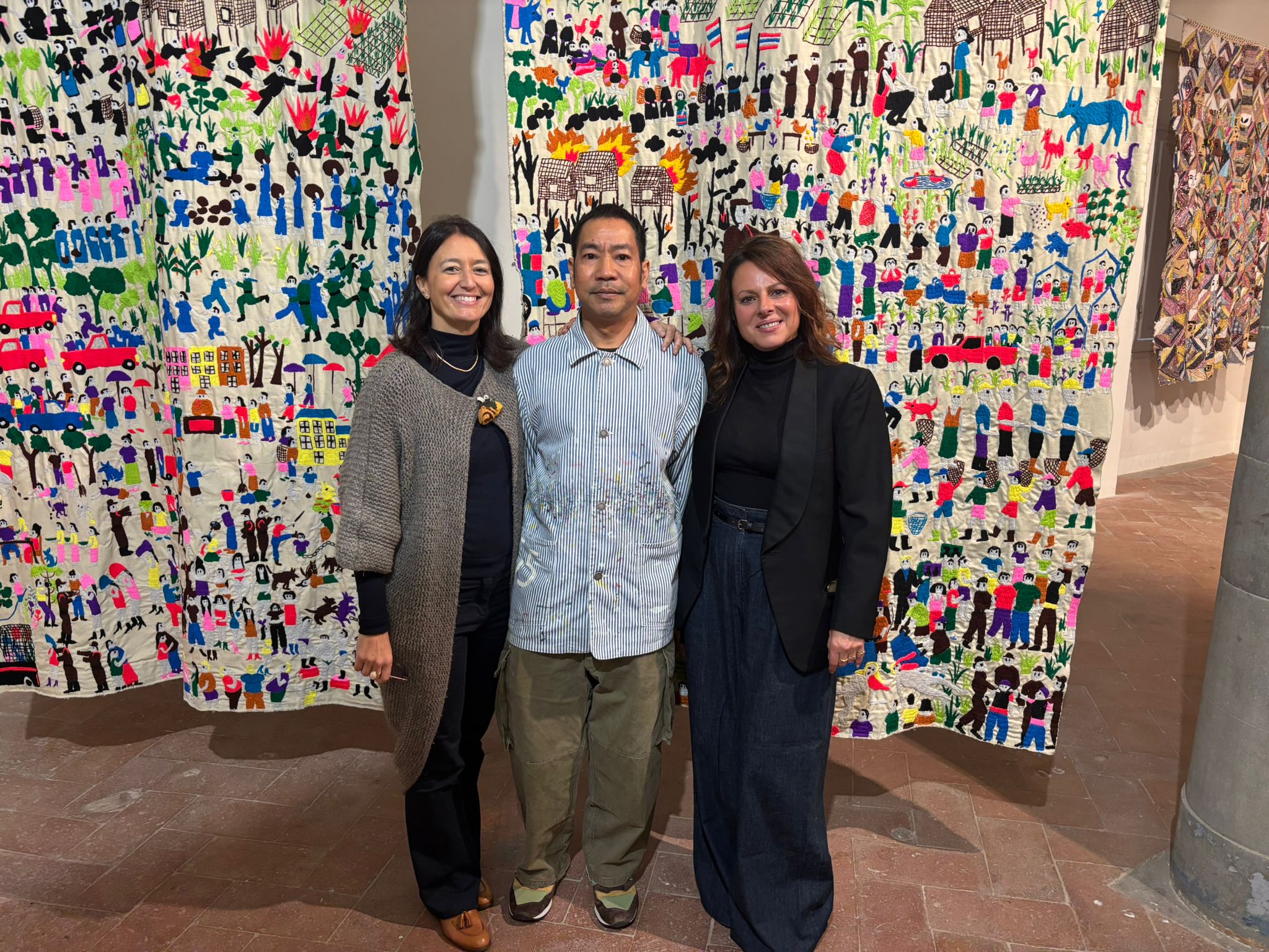 Da sinistra Valentina Gensini_Jakkai Sirubutr e Veronica Caciolli (fonte foto comunicato stampa)