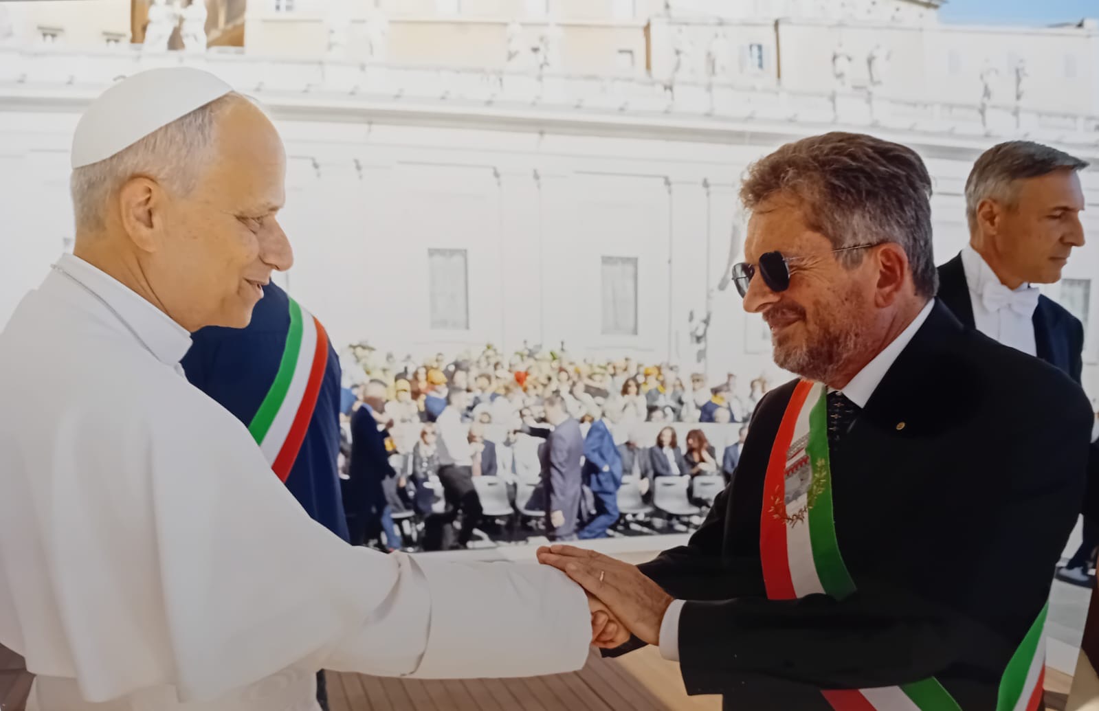 L'incontro del Sindaco con il Papa (fonte foto comunicato Comune di Signa)
