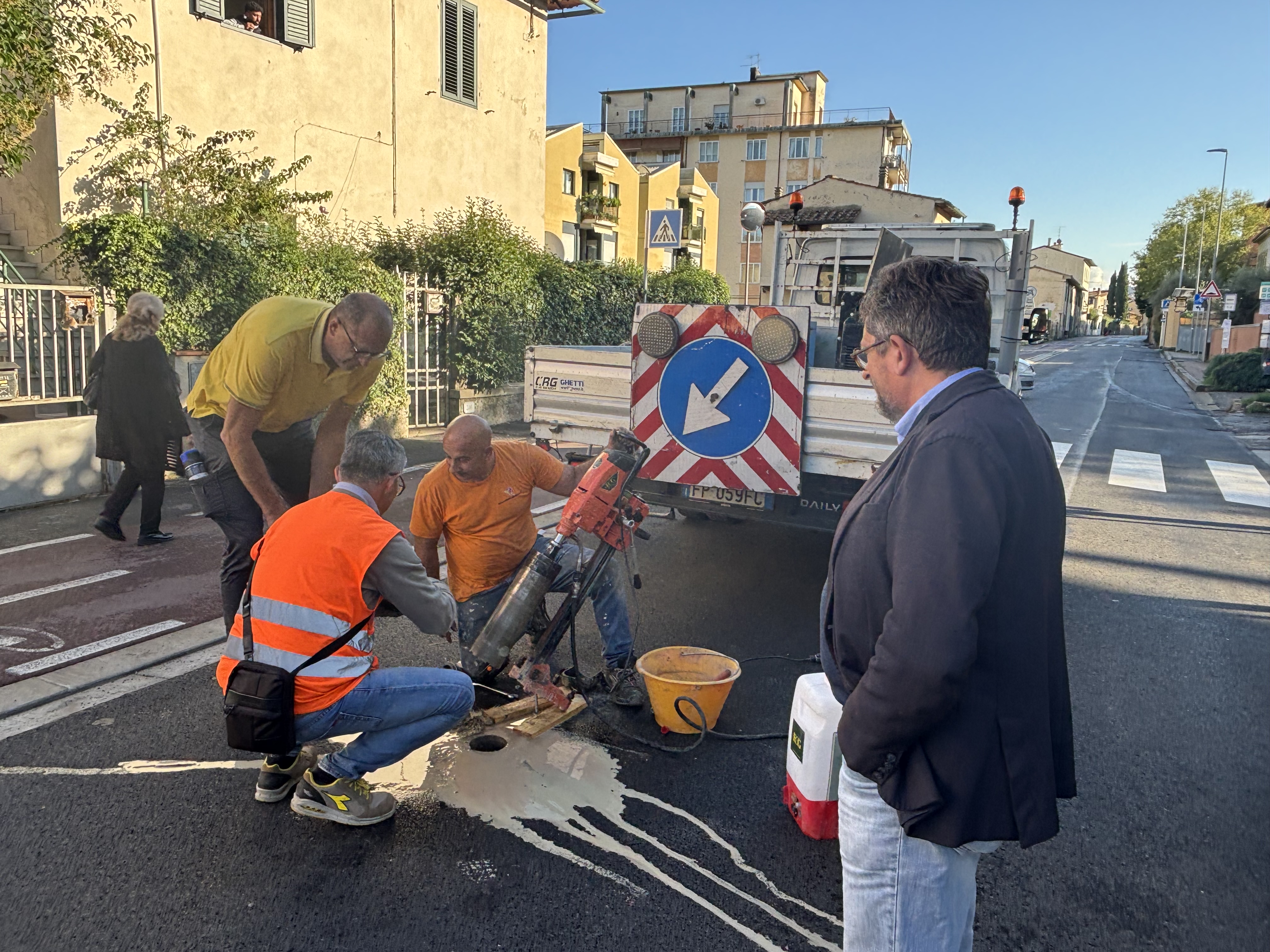 I lavori per la riqualificazione di via Roma (Fonte foto comunicato Comune di Signa)