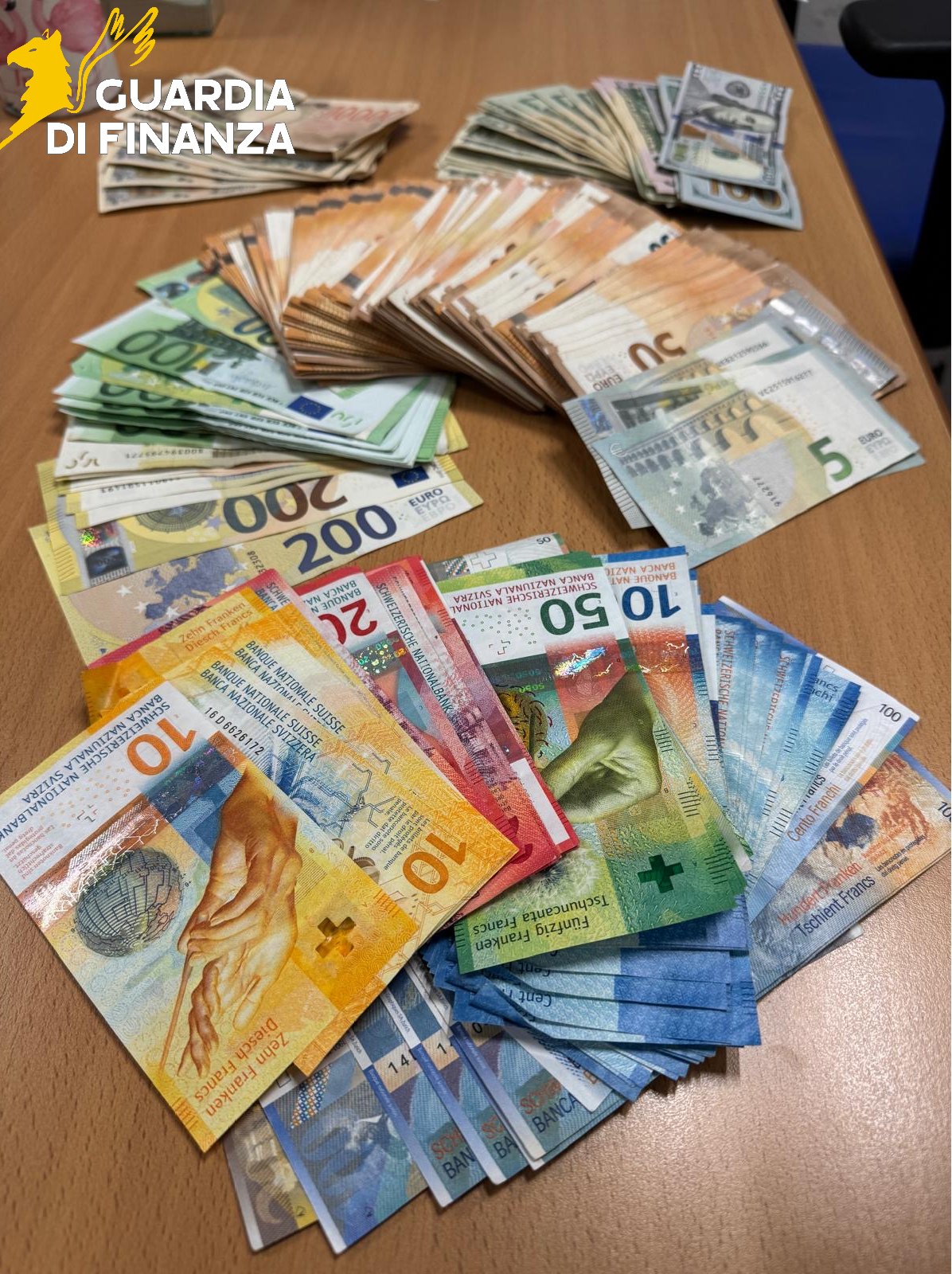 Aeroporto di Firenze: una Summer Season infuocata (Fonte foto Guardia di Finanza)