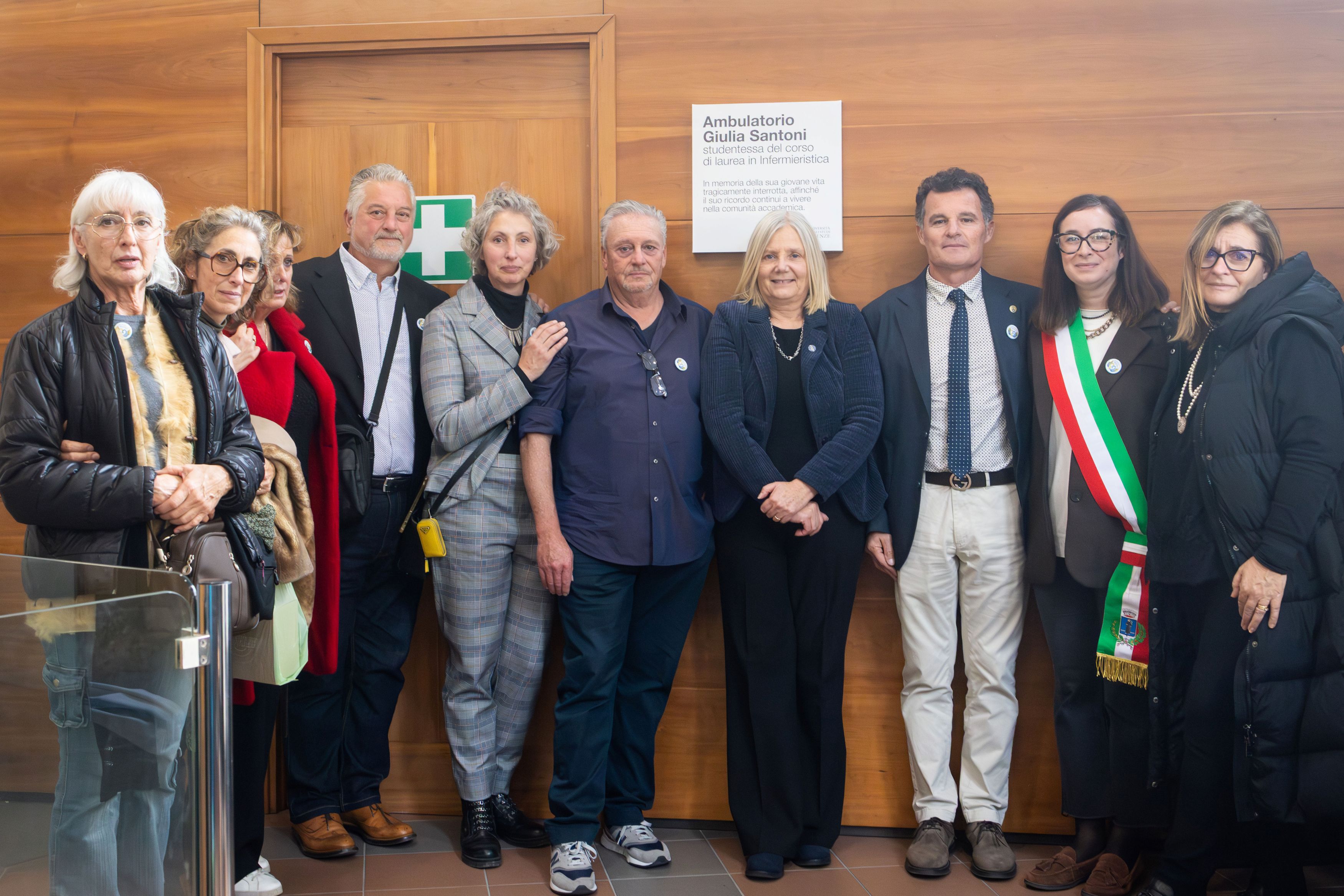 Un momento della cerimonia (Fonte foto comunicato Università degli Studi di Firenze)