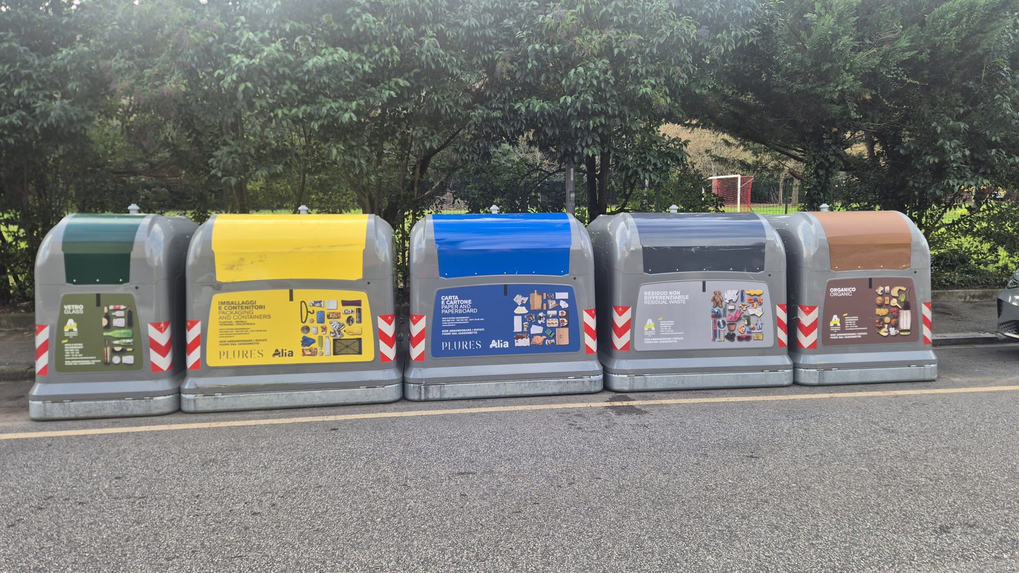 Nuova postazione cassonetti digitali a Pontassieve (Fonte foto comunicato Alia)