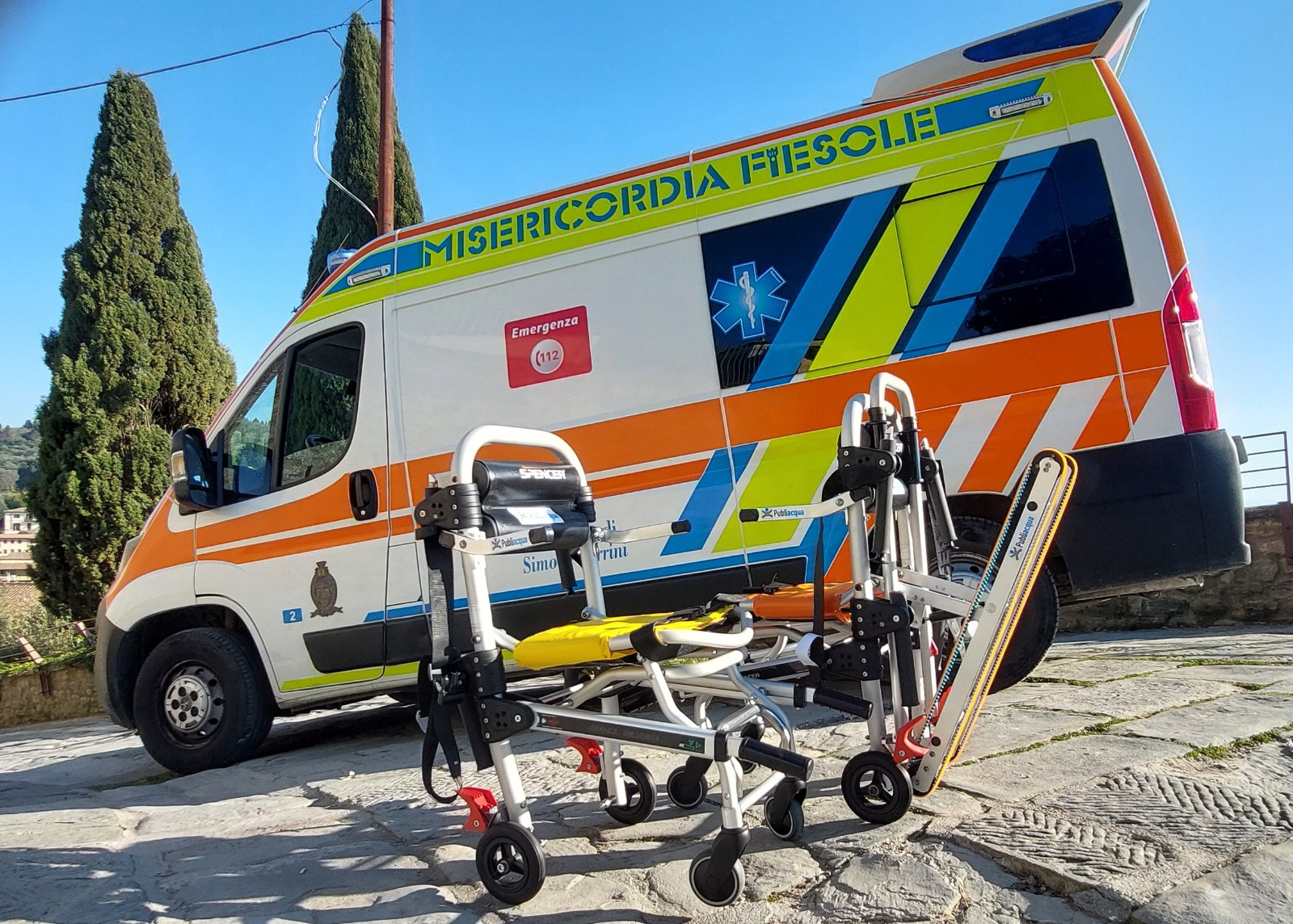 Sedie (foto da comunicato stampa)