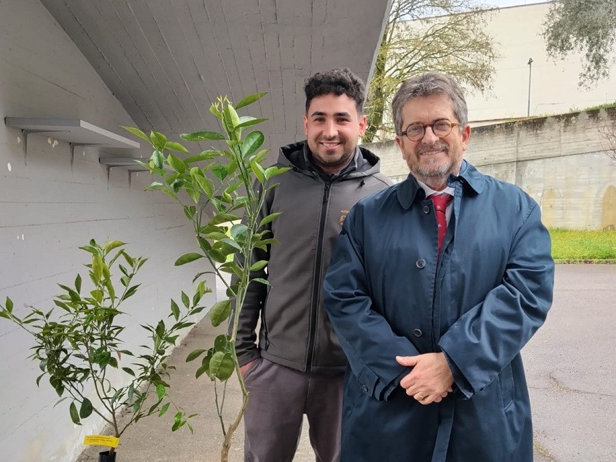 Francesco Truzzolino di "Profumi di Zagara" e sindaco Giampiero Fossi